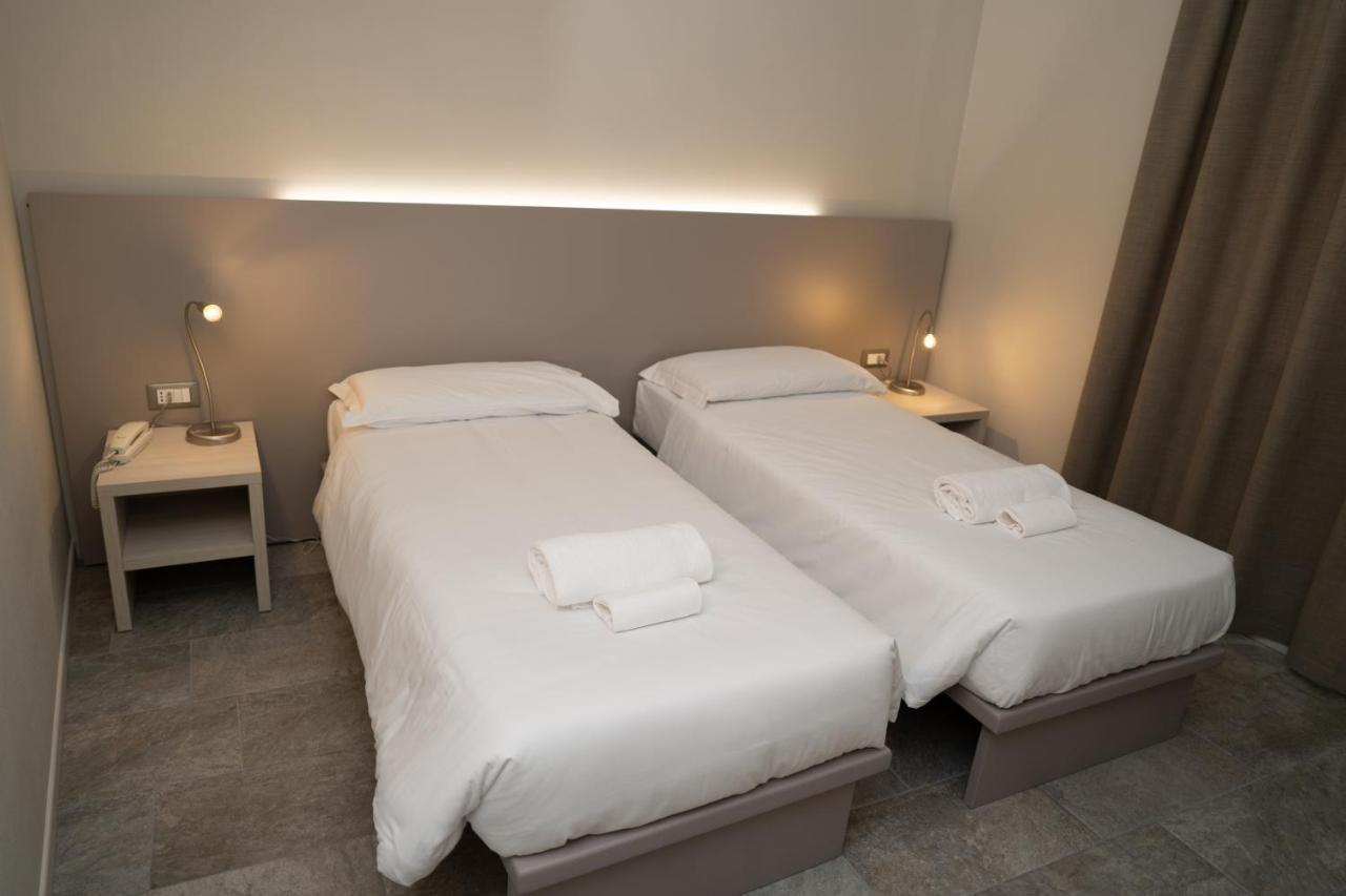 Hotel Europa Dossobuono Ngoại thất bức ảnh