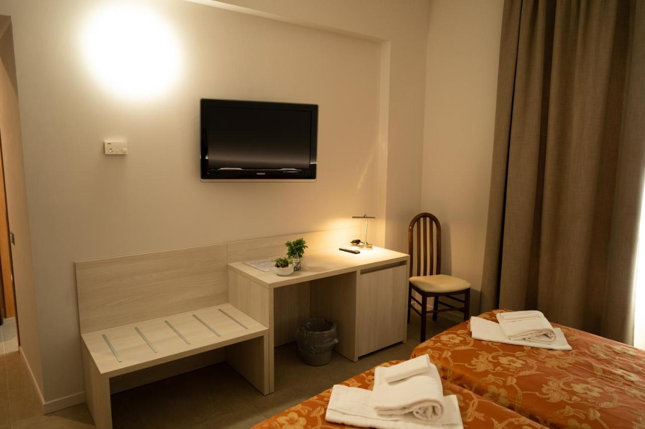 Hotel Europa Dossobuono Ngoại thất bức ảnh