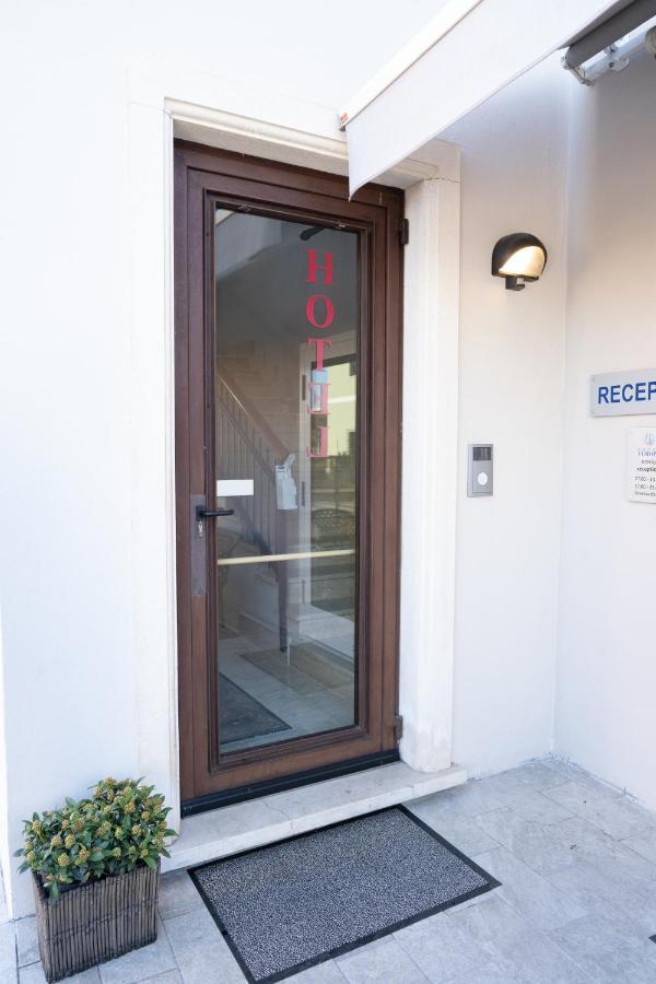 Hotel Europa Dossobuono Ngoại thất bức ảnh