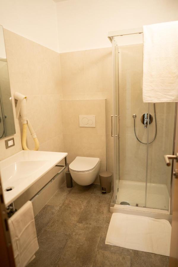 Hotel Europa Dossobuono Ngoại thất bức ảnh