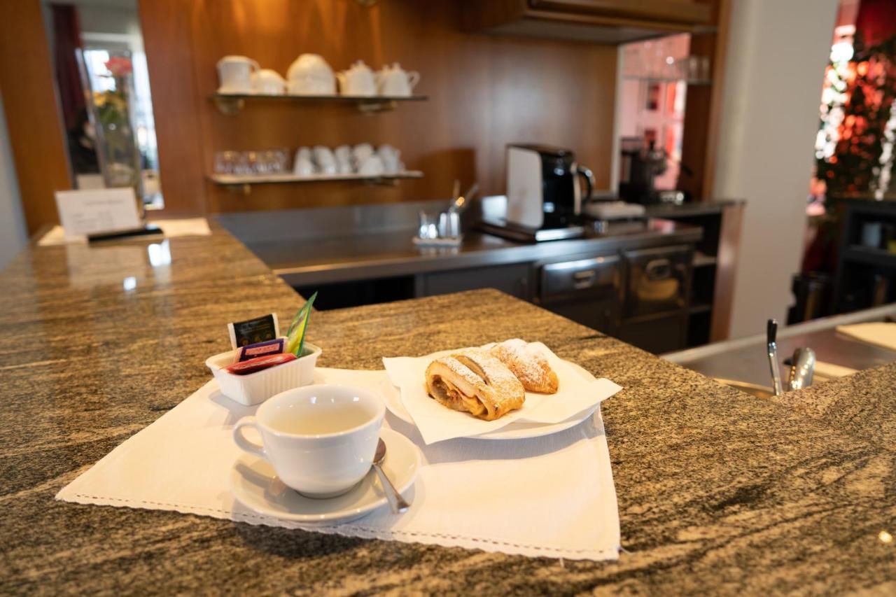 Hotel Europa Dossobuono Ngoại thất bức ảnh