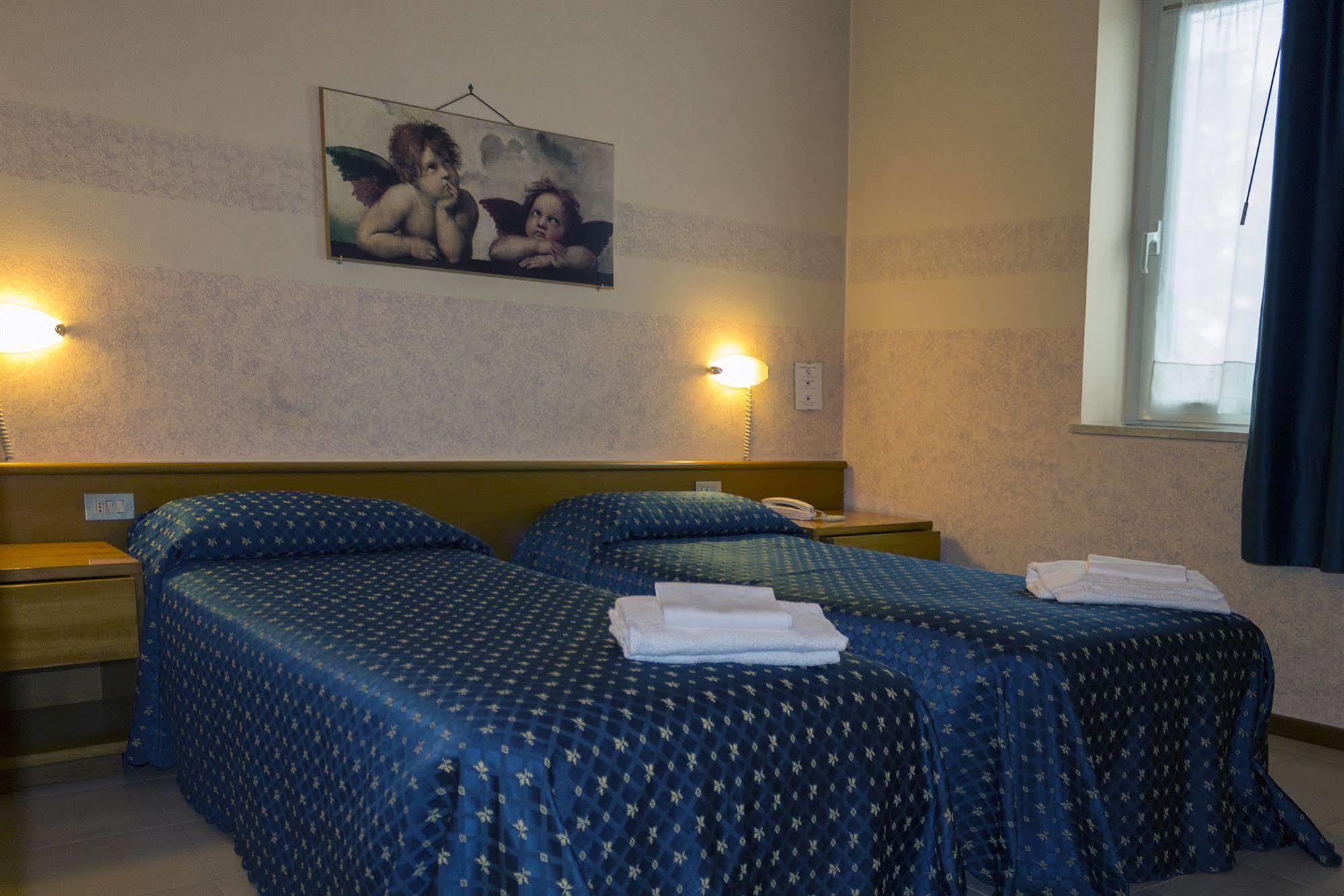Hotel Europa Dossobuono Ngoại thất bức ảnh